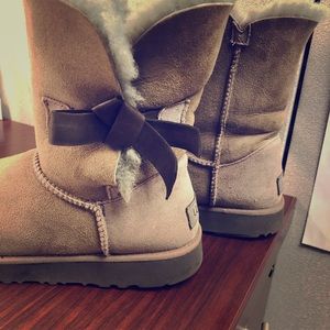 UGG Classic Knot Short Boot